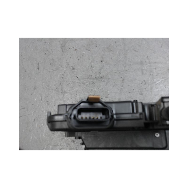 SYSTEME CONDAMNATION ARRIERE DROIT RENAULT TWINGO