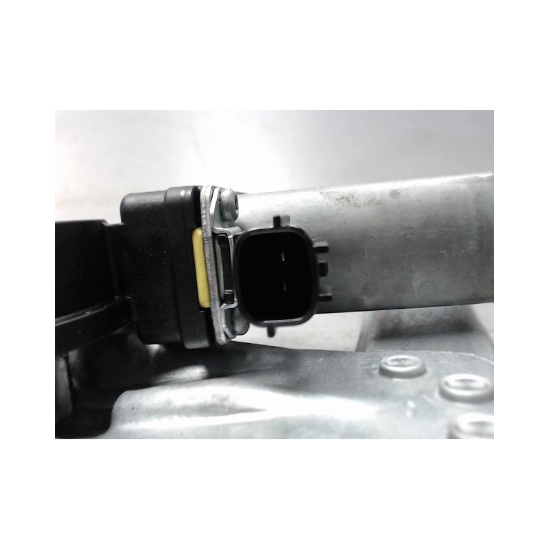 MECANISME+MOTEUR LEVE-GLACE AVANT DROIT DACIA SANDERO
