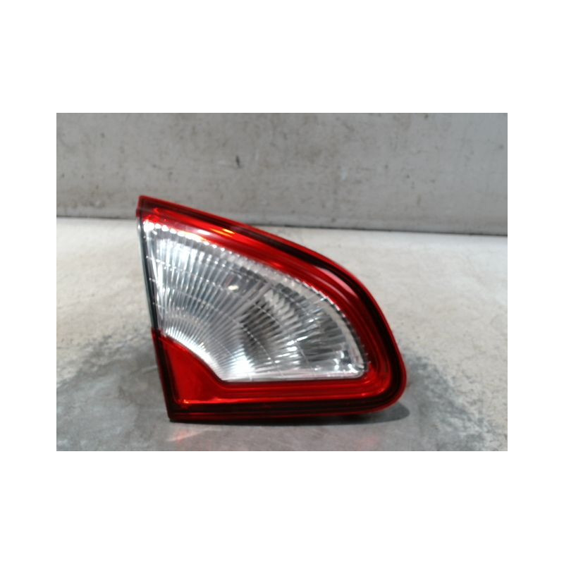 FEU ARRIERE INTERIEUR GAUCHE NISSAN QHASQAI 2007-