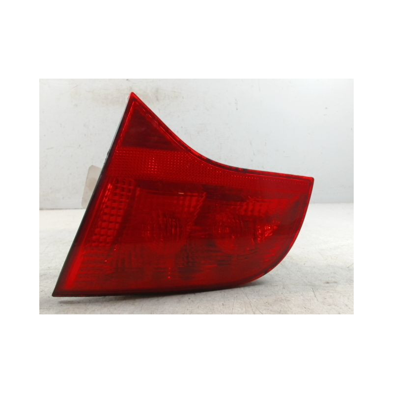 FEU ARRIERE INTERIEUR DROIT AUDI A4 AVANT 04-08