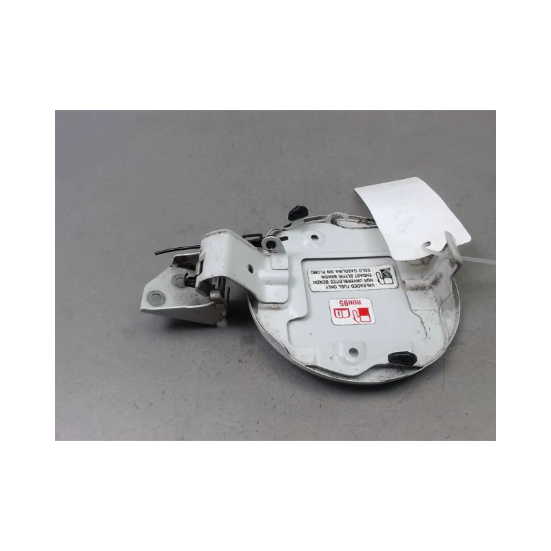 VOLET DE TRAPPE CARBURANT OPEL AGILA