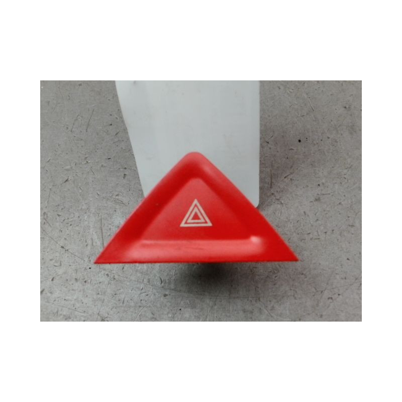 BOUTON DE WARNING RENAULT KOLEOS BREAK Phase 1 2008-2011