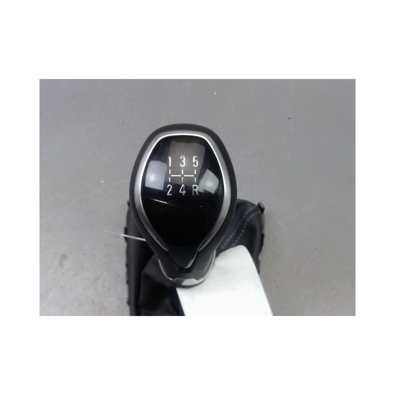 POMMEAU LEVIER VITESSES OPEL CORSA 2010- 1.2 