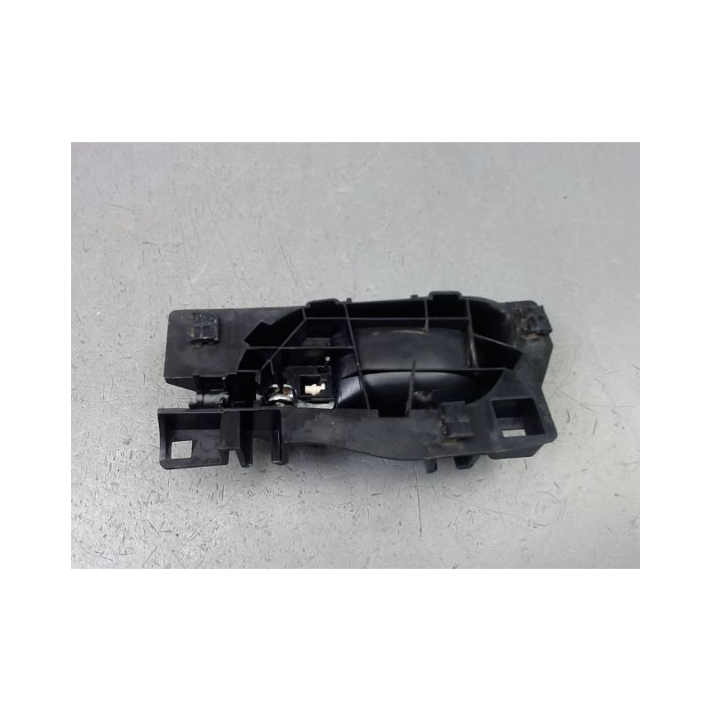POIGNEE INTERIEURE PORTE AVANT DROIT PEUGEOT 3008 BREAK I Phase 1 2009-2013