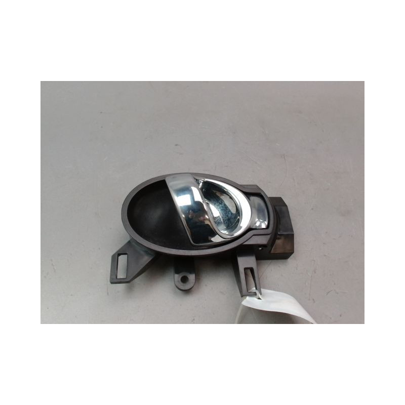 POIGNEE INTERIEURE PORTE AVANT DROIT NISSAN JUKE Phase 1 2010-...