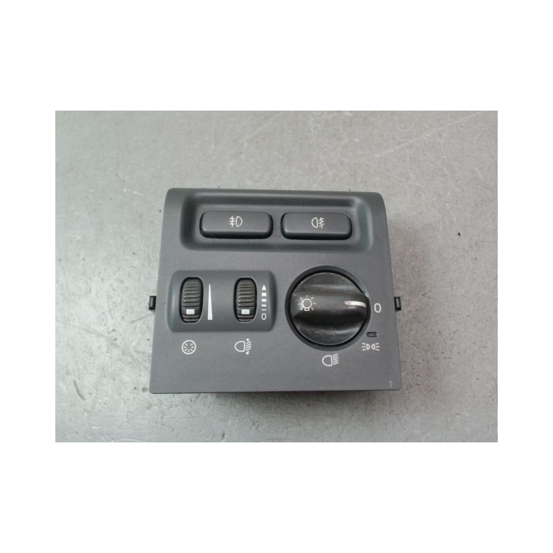 INTERIEUR COMMANDE PHARES VOLVO V40 2000-