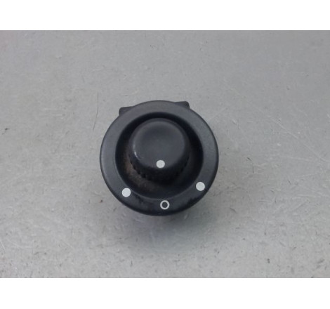COMMANDE RETROVISSEUR EXT ELECTRIQUE