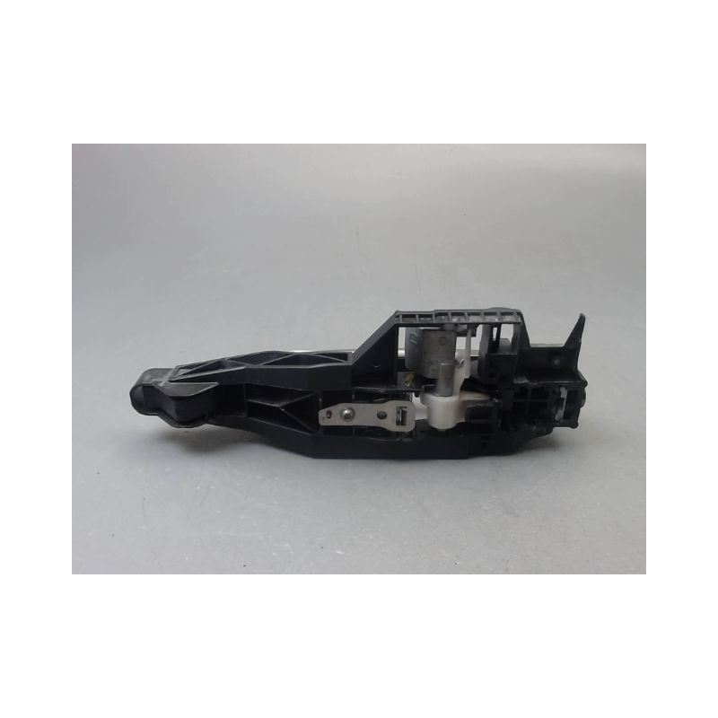 POIGNEE EXTERIEURE PORTE ARRIERE DROIT PEUGEOT 2008 Phase 1 2013-...