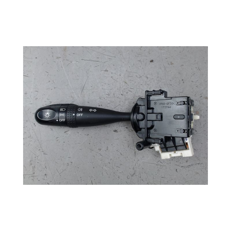 COMMANDE CLIGNOTANT SUZUKI SWIFT
