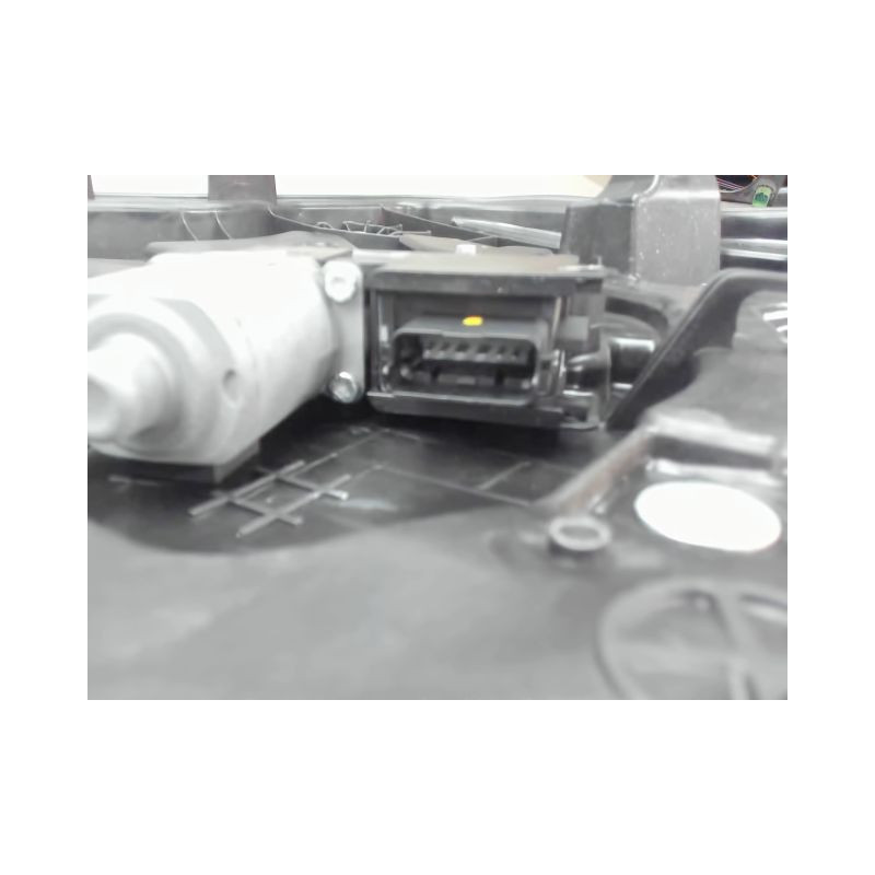 MECANISME LEVE-GLACE AVANT GAUCHE HYUNDAI I40