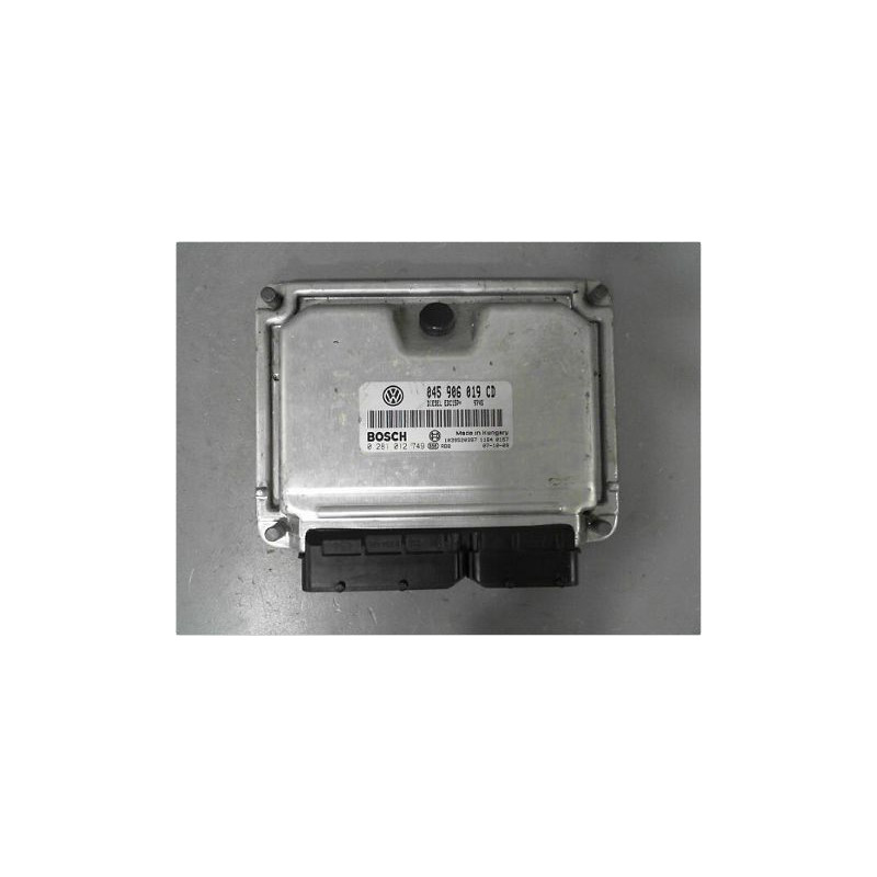 CALCULATEUR MOTEUR SKODA FABIA II 07-10