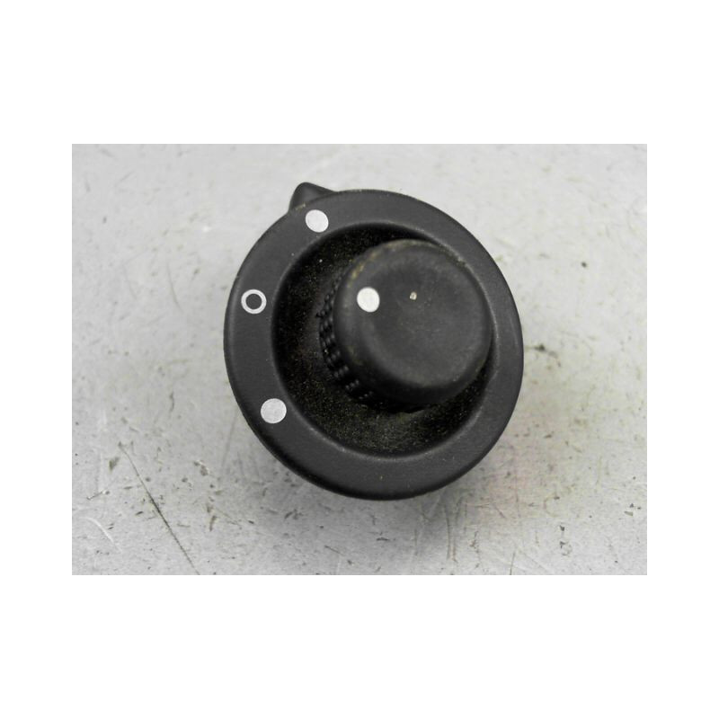 CARENAGE RETROVISEUR EXTERIEUR GAUCHE RENAULT SCENIC MONOSP. II Phase 1 2003-2006