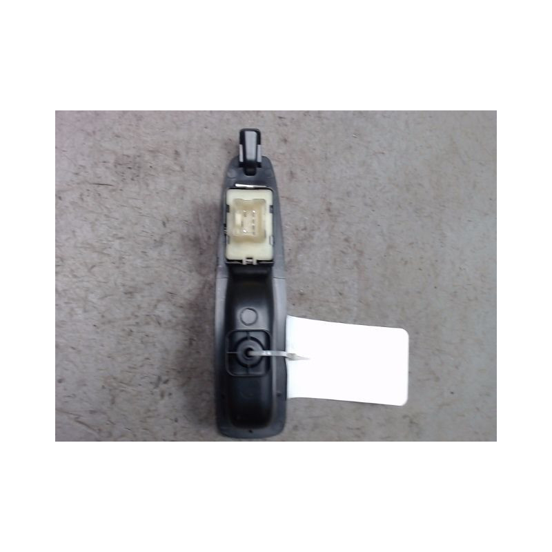 COMMANDE LEVE-GLACE PORTE ARG RENAULT CLIO IV 2012-