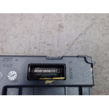 LECTEUR DE CARTE RENAULT CLIO IV 2012-