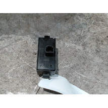 BOUTON DE WARNING DACIA SANDERO 2008-