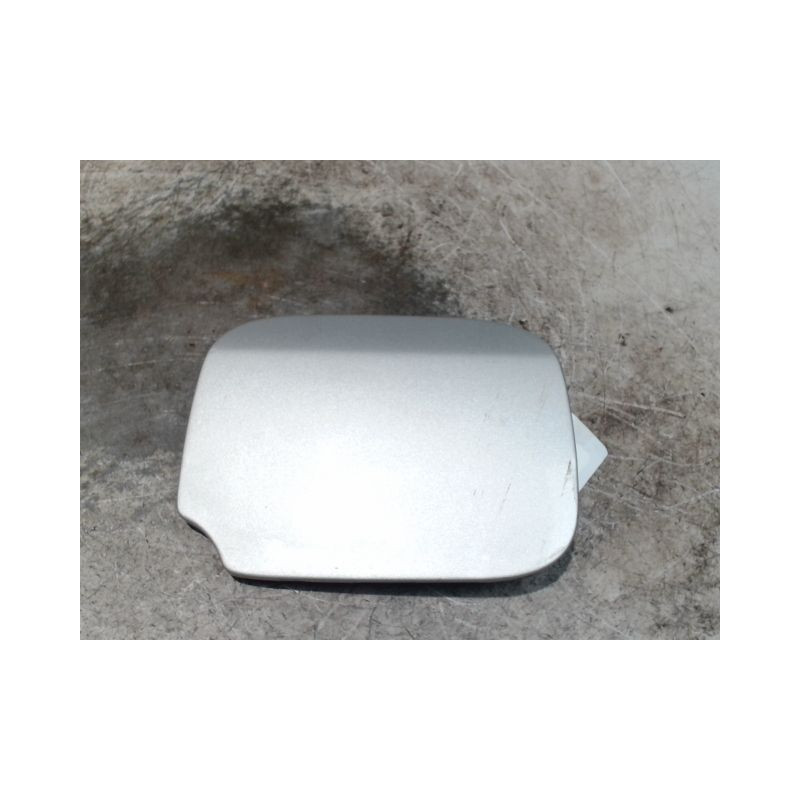 VOLET DE TRAPPE CARBURANT DACIA SANDERO 2008-
