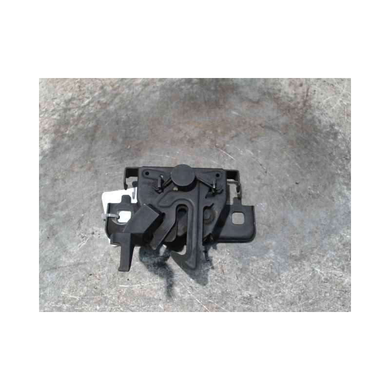 SERRURE CAPOT DACIA SANDERO 2008-