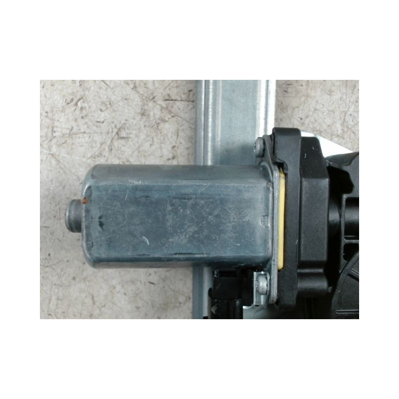 MECANISME+MOTEUR LEVE-GLACE ARRIERE GAUCHE DACIA SANDERO 2008-