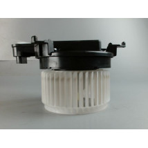 MOTEUR VENTILATEUR CHAUFFAGE TOYOTA YARIS CRO