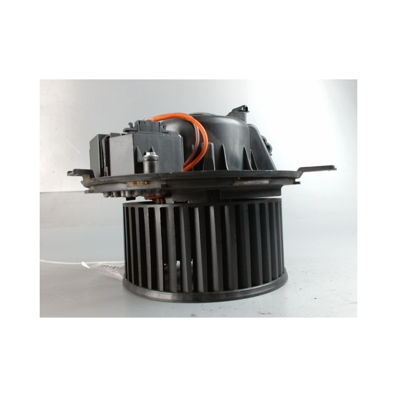 MOTEUR VENTILATEUR CHAUFFAGE VOLKSWAGEN GOLF VI 2008-