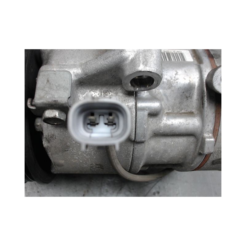 COMPRESSEUR AIR CONDITIONNE TOYOTA YARIS