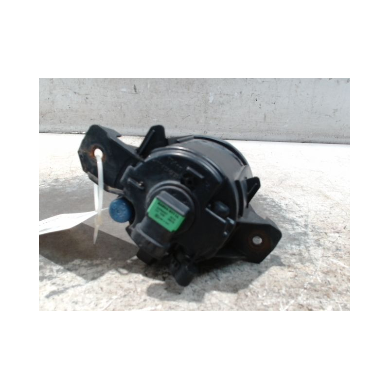 PHARE ANTIBROUILLARD AVANT GAUCHE RENAULT CLIO II PH.2 01-06
