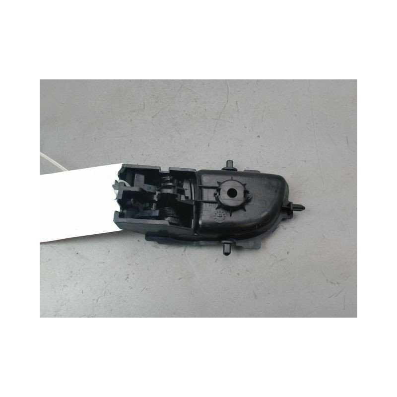 POIGNEE INTERIEURE PORTE ARRIERE DROIT TOYOTA YARIS 2005-