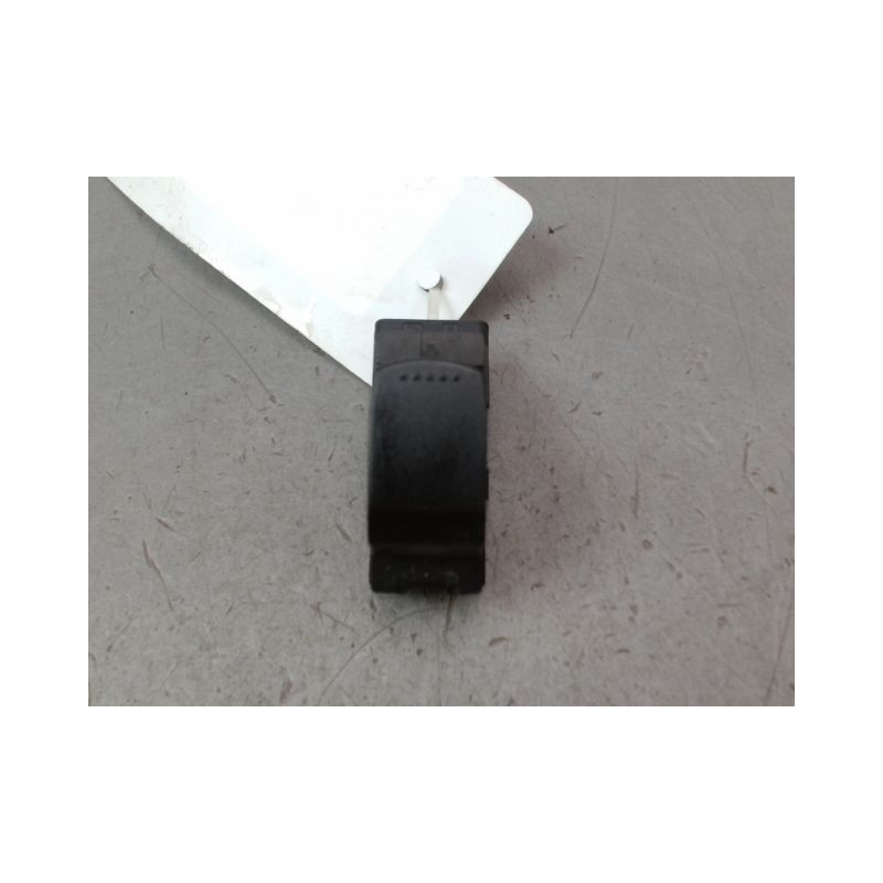 COMMANDE LEVE-GLACE PORTE AVD SUZUKI SWIFT III 2005-2011