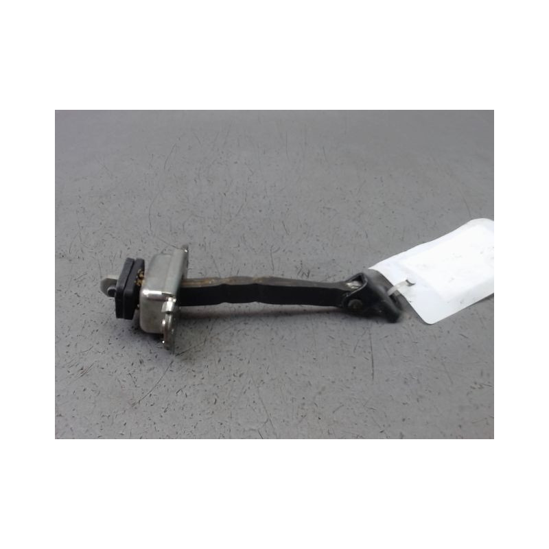 TIRANT PORTE AVANT DROIT TOYOTA AURIS 2010-