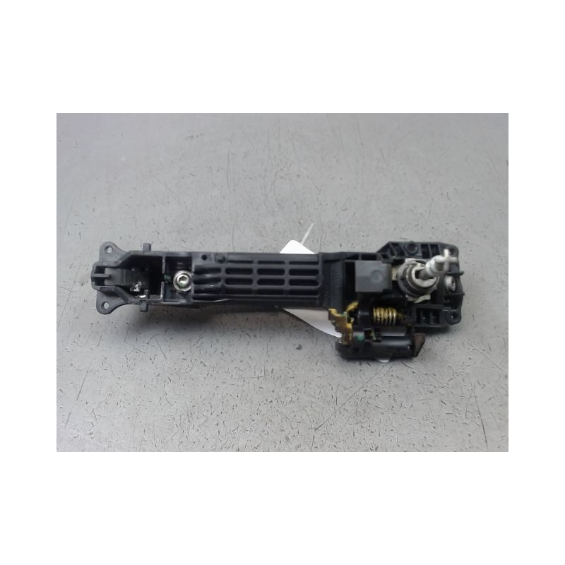 POIGNEE EXTERIEURE PORTE AVANT GAUCHE TOYOTA YARIS II Phase 2 2009-2011