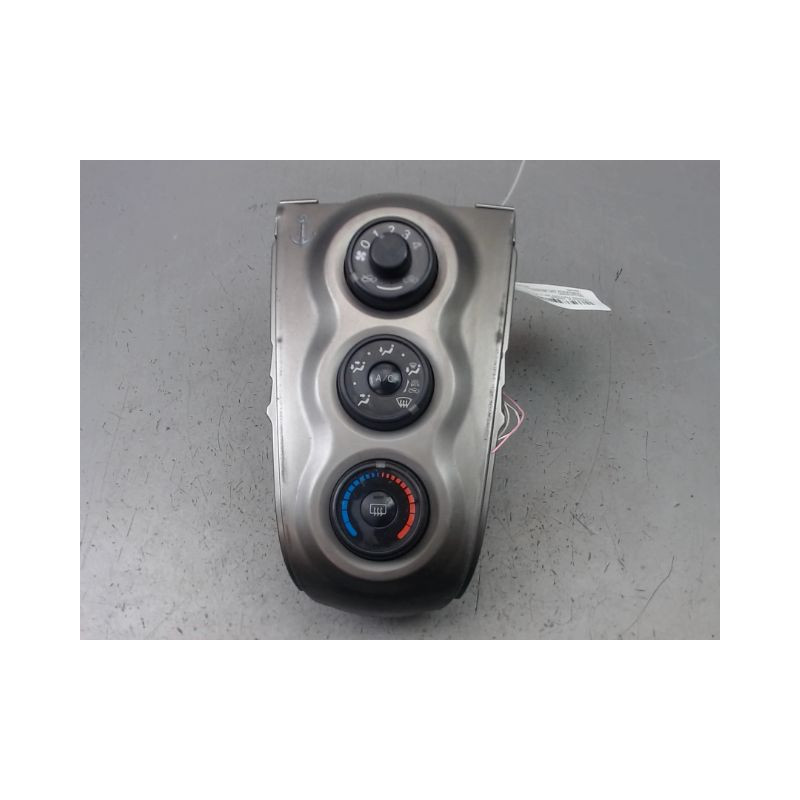 COMMANDE DE CHAUFFAGE TOYOTA YARIS II Phase 2 2009-2011