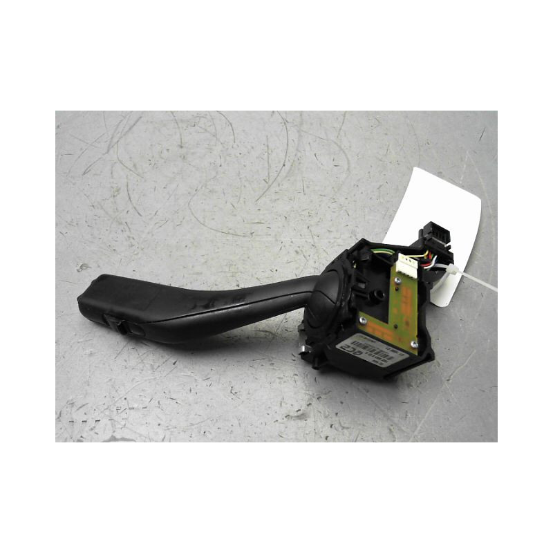 COMMANDE CLIGNOTANT VOLKSWAGEN TOURAN MONOSP. I Phase 1 (1T) 2003-2006