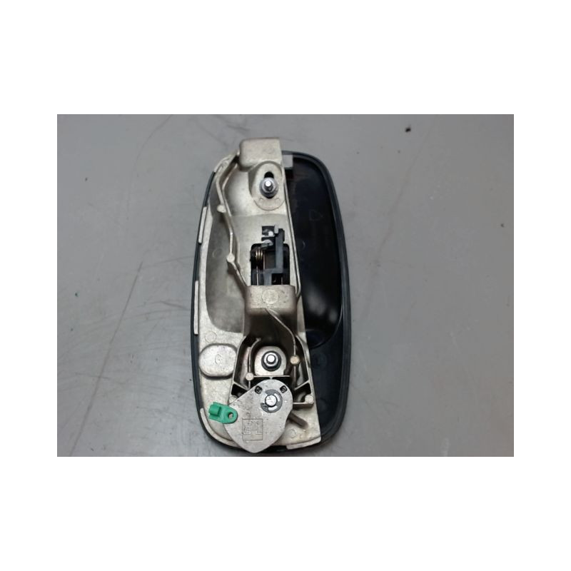 POIGNEE EXTERIEURE PORTE AVANT GAUCHE RENAULT TRAFIC