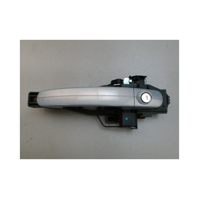 POIGNEE EXTERIEURE PORTE AVANT GAUCHE FORD FOCUS