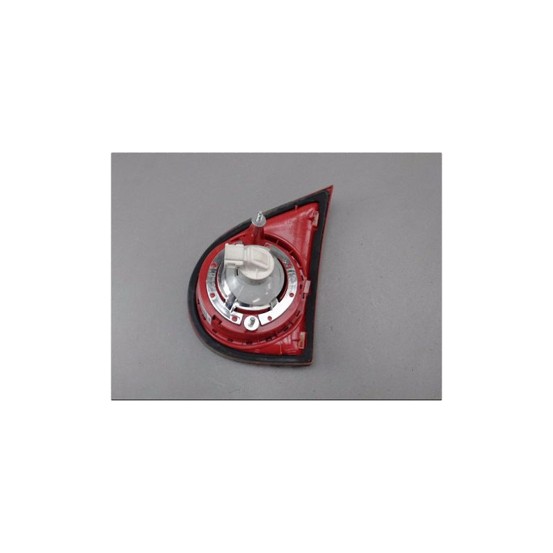 FEU ARRIERE INTERIEUR GAUCHE VOLKSWAGEN GOLF V 2003-2009