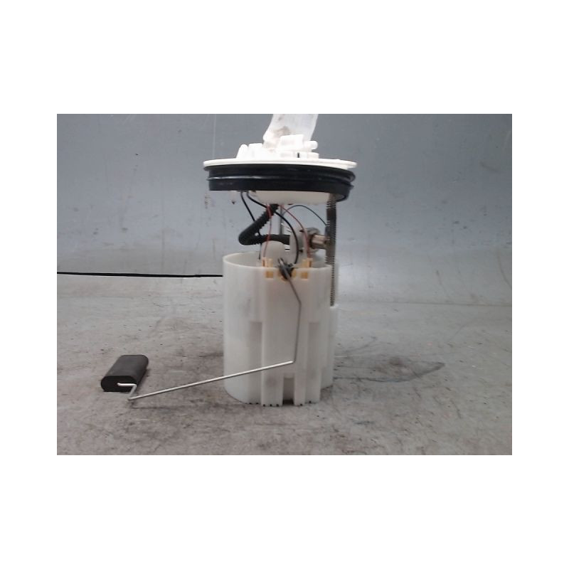 POMPE CARBURANT IMMERGEE FORD FOCUS