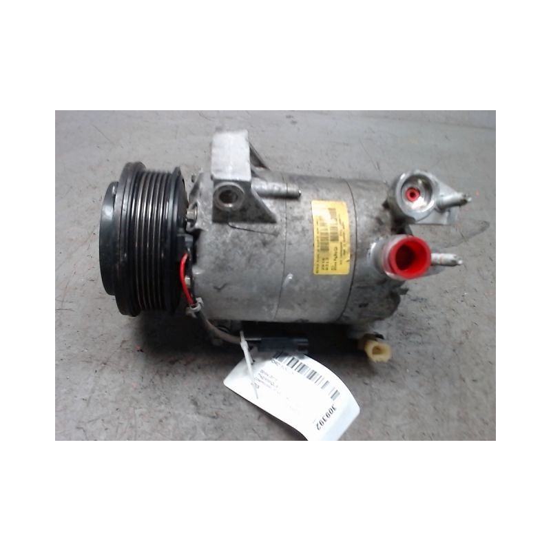 COMPRESSEUR AIR CONDITIONNE FORD FOCUS