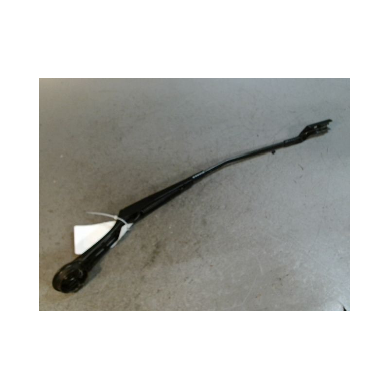 BRAS ESSUIE-GLACE AVANT DROIT FORD FOCUS