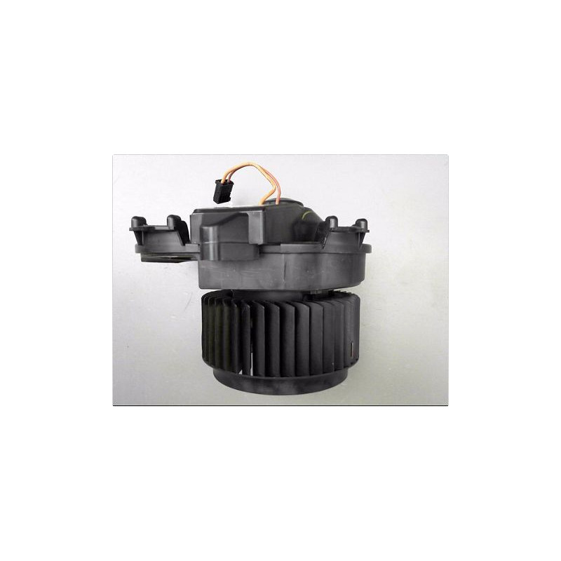 MOTEUR VENTILATEUR CHAUFFAGE MERCEDES CLASSE B 14-19