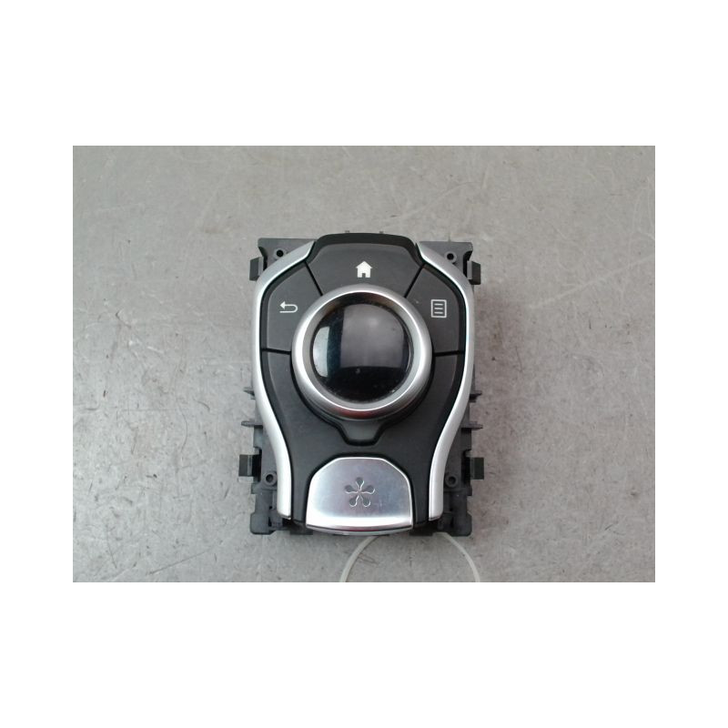 COMMANDE GPS RENAULT ESPACE 2009-