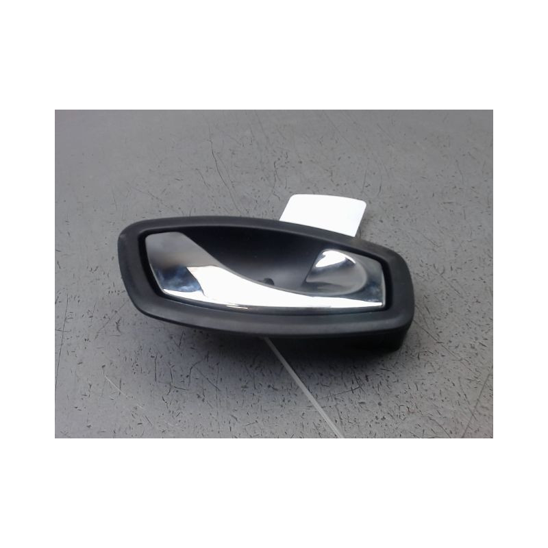 POIGNEE INTERIEURE PORTE ARRIERE DROIT RENAULT MEGANE III Phase 2 2012-2014