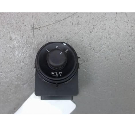 COMMANDE RETROVISSEUR EXT ELECTRIQUE