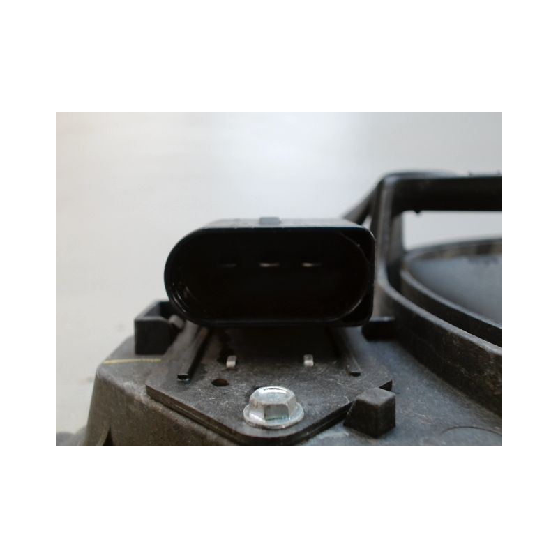 MOTEUR VENTILATEUR RADIATEUR VOLKSWAGEN UP