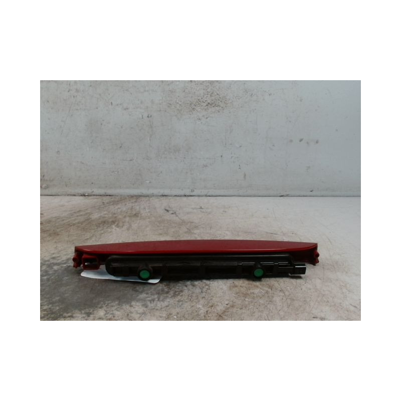 FEUX STOP SUPPLEMENTAIRE RENAULT CLIO III ESTATE 2008-