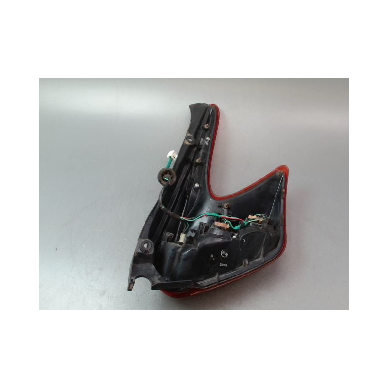 FEU ARRIERE GAUCHE  NISSAN JUKE Phase 1 2010-...