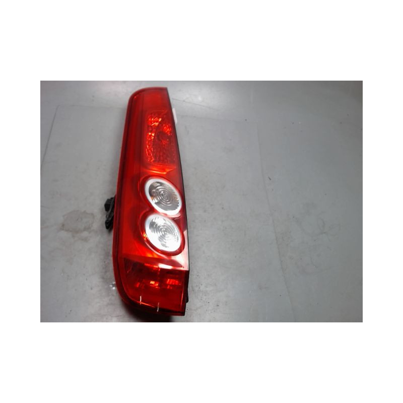FEU ARRIERE GAUCHE  FORD FIESTA