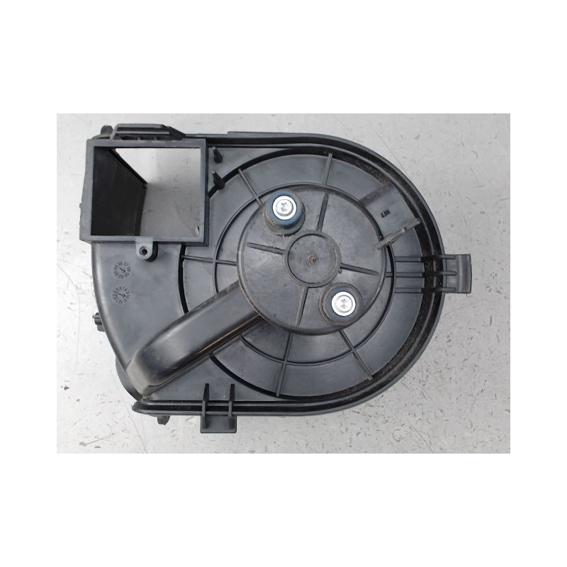 MOTEUR VENTILATEUR CHAUFFAGE RENAULT CLIO