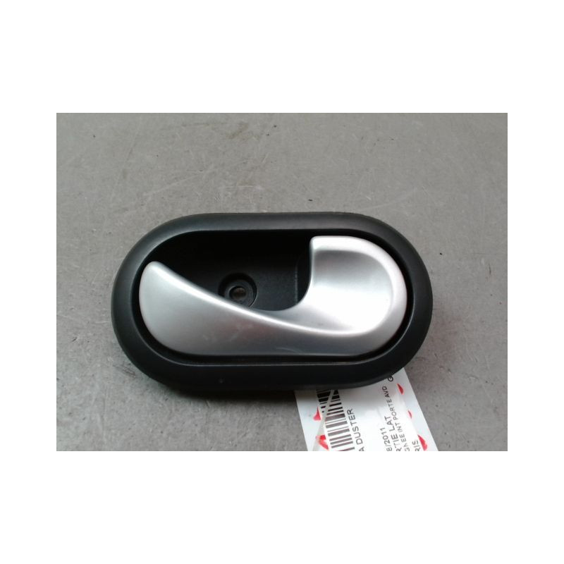 POIGNEE INTERIEURE PORTE AVANT DROIT DACIA DUSTER BREAK Phase 1 2010-2013