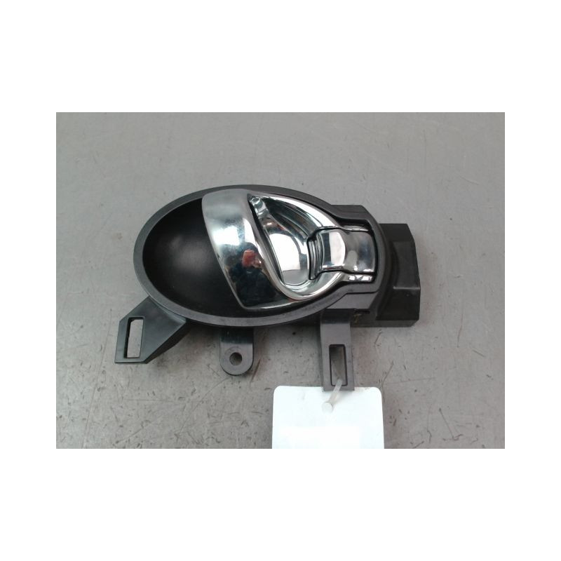 POIGNEE INTERIEURE PORTE ARRIERE DROIT NISSAN MICRA 2009-