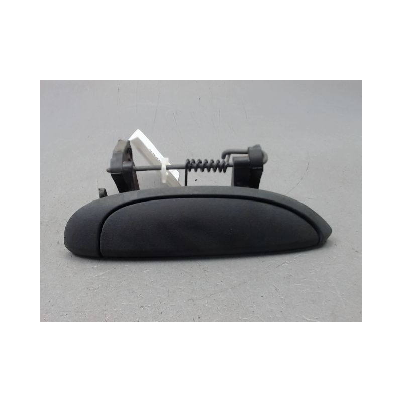 POIGNEE EXTERIEURE PORTE AVANT DROIT RENAULT CLIO II Phase 2 2001-2006